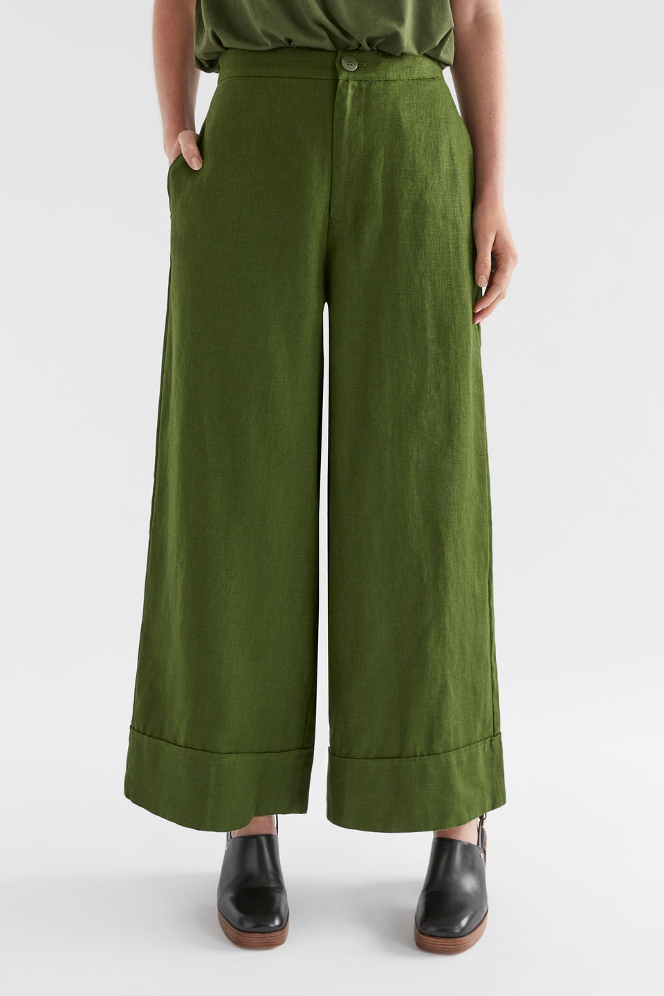 Anneli Linen Pant Model Front Crop | OLIVE