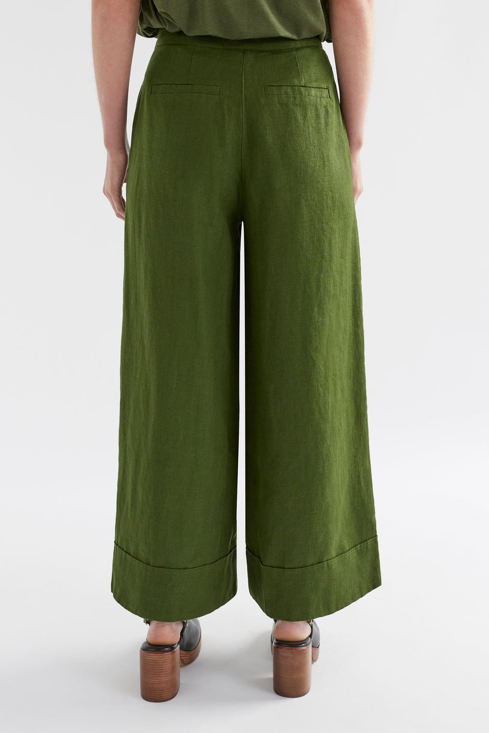 Anneli Linen Pant Model Back Crop | OLIVE