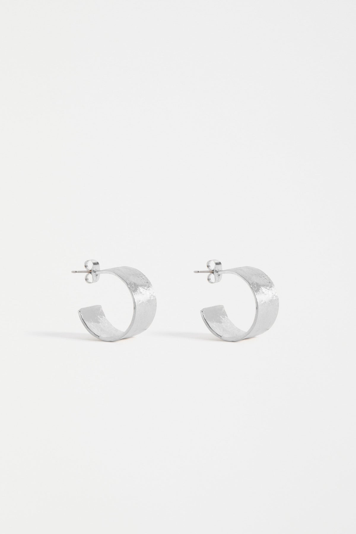 Gild Hammered Brass Hoop Earring | SILVER