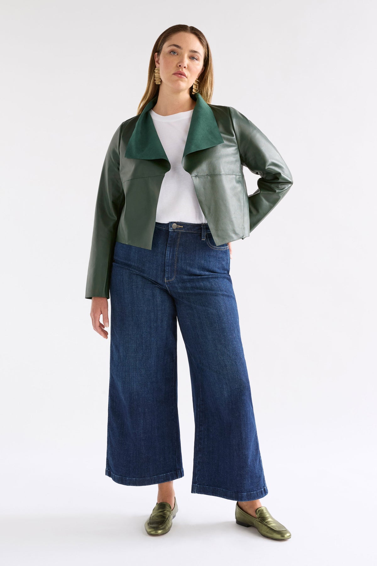 Fine Lamb's Leather Lightweight Waterfall Neckline Jacket Model Chanel Front Full Body | MILAN GREEN