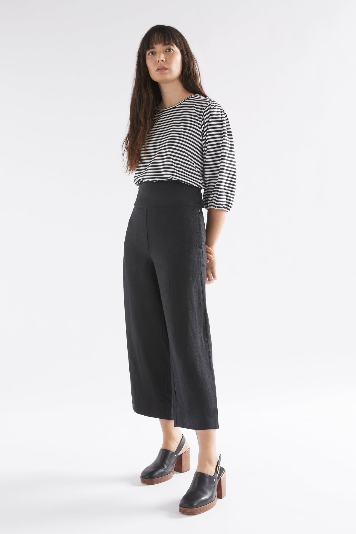 Maer Organic Cotton Balloon Sleeve Jersey Top Model Angled Front full Body| BLACK WHITE