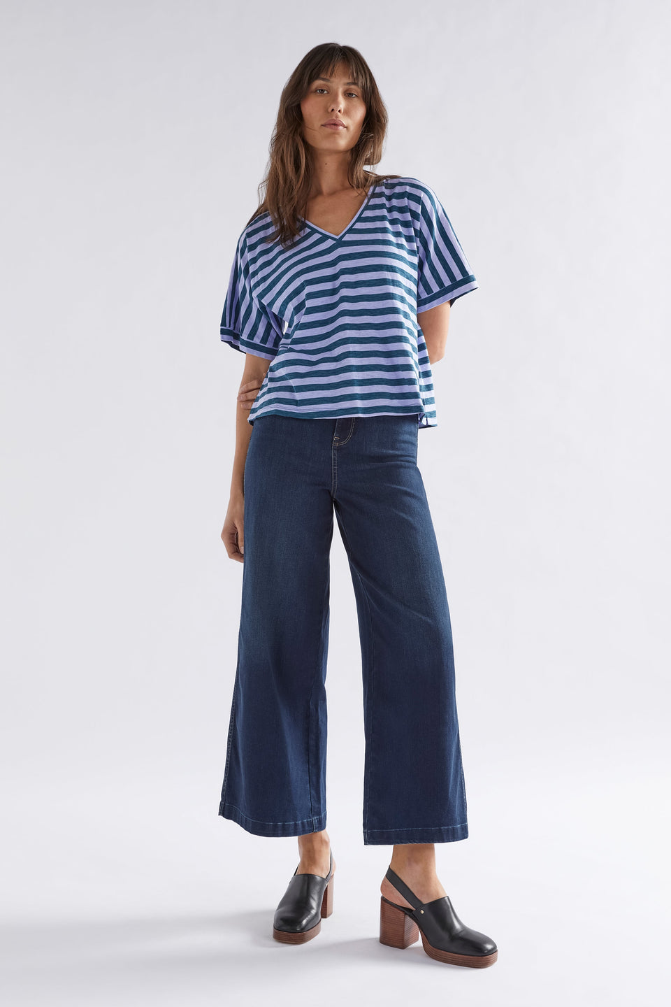 Seter Organic Cotton V-Neck Striped Jersey Tee Model Front Full Body | PEACOCK HAZE