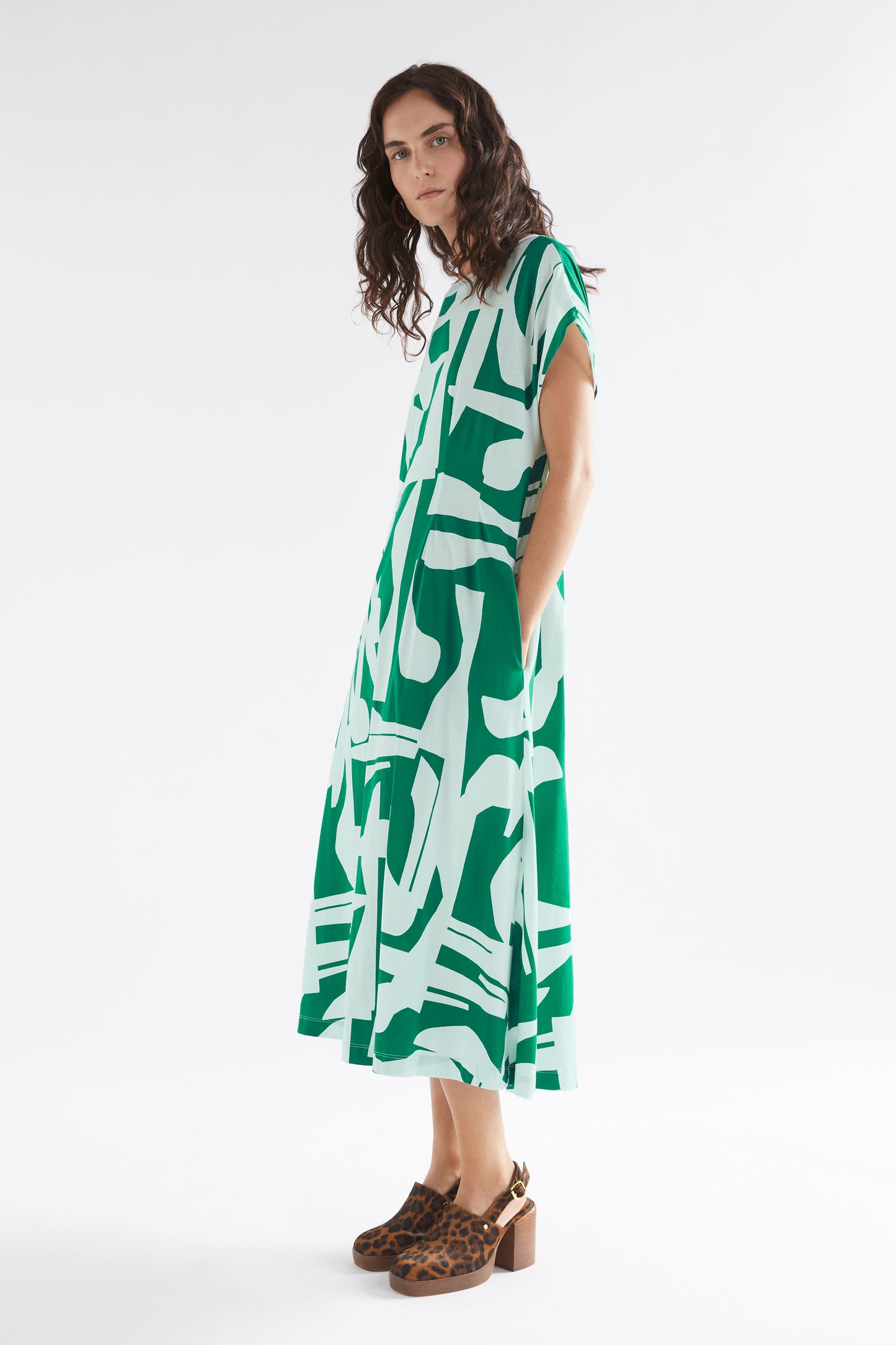 Joia Jersey T-shirt Dress Model Side | GREEN BRAQUE PRINT