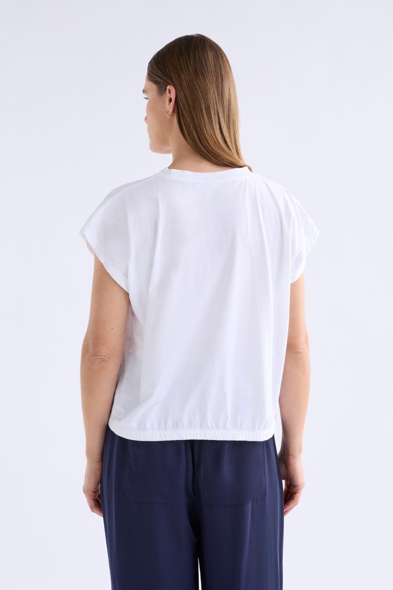 Kruis Organic Cotton Jersey Cropped Elastic Hem Semi Cropped Tee Model Front | WHITE