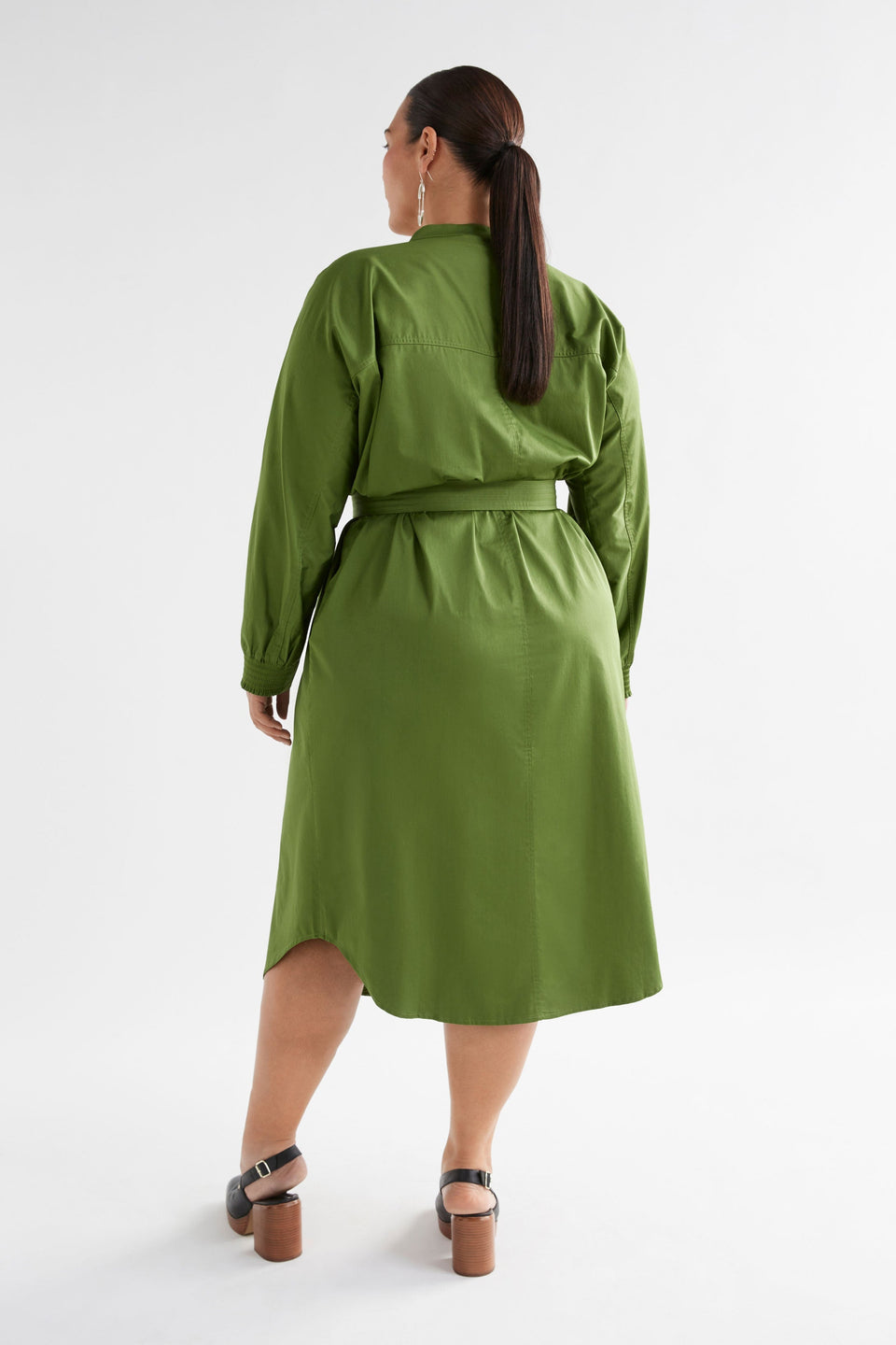 Eller Organic Cotton Midi Shirt Dress with Mandarin Collar Chest Pockets Back Curve Model waist tie | GREEN MOSS