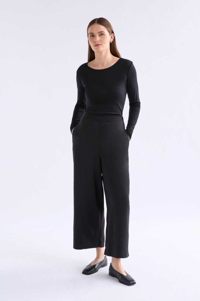 Merino Wool Long Sleeve Skin Top Model Bella Front | BLACK