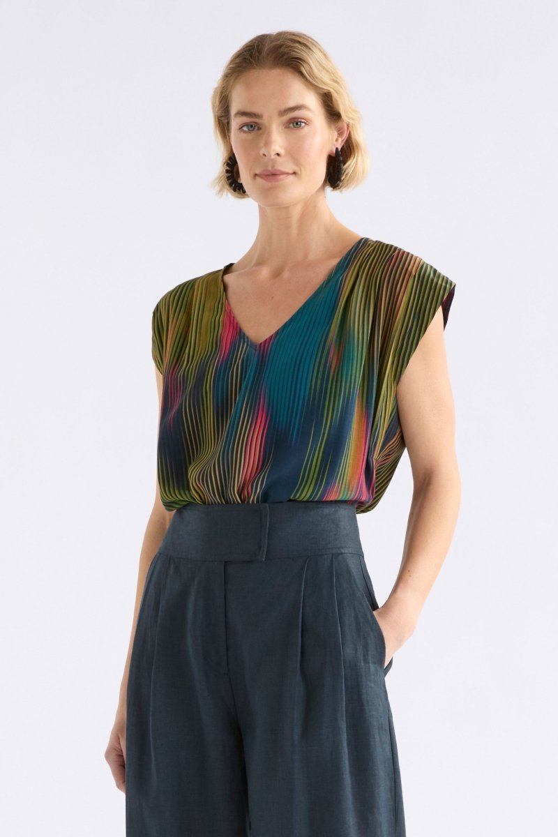 Kirra V-neck Short Sleeve Silky Evening day Top ELK model Front tucked | ARRAN STRIPE PRINT