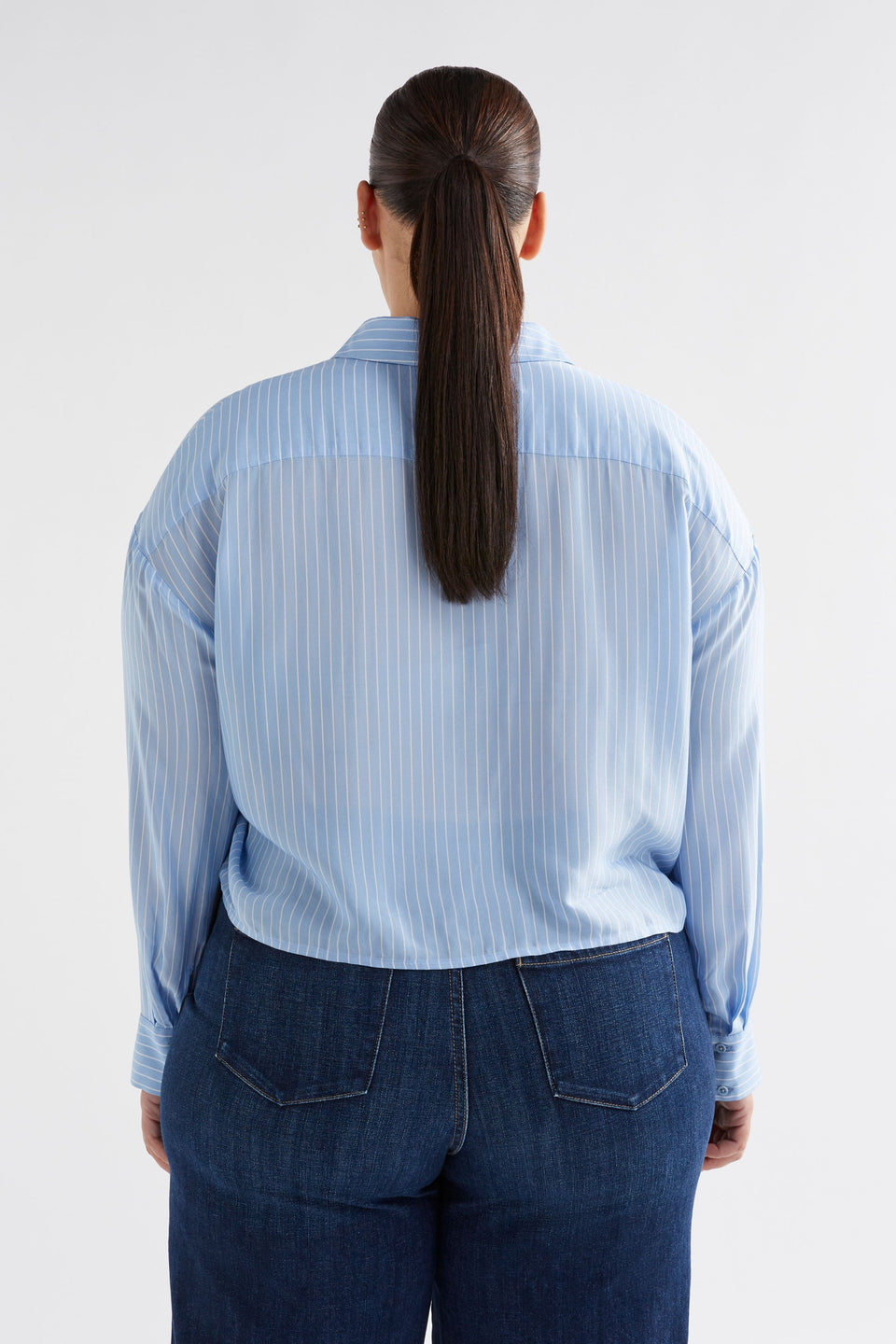Sera Lightweight Pinstripe Long Sleeve Crop Shirt Model Back CURVE | PALE BLUE STRIPE