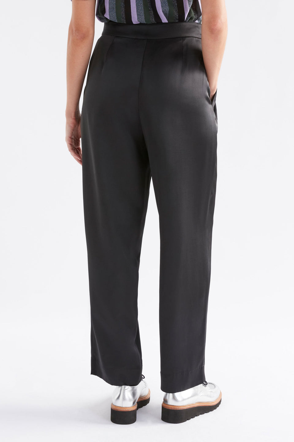 Este Satin Tapered Leg Dress Pant Model Back | BLACK