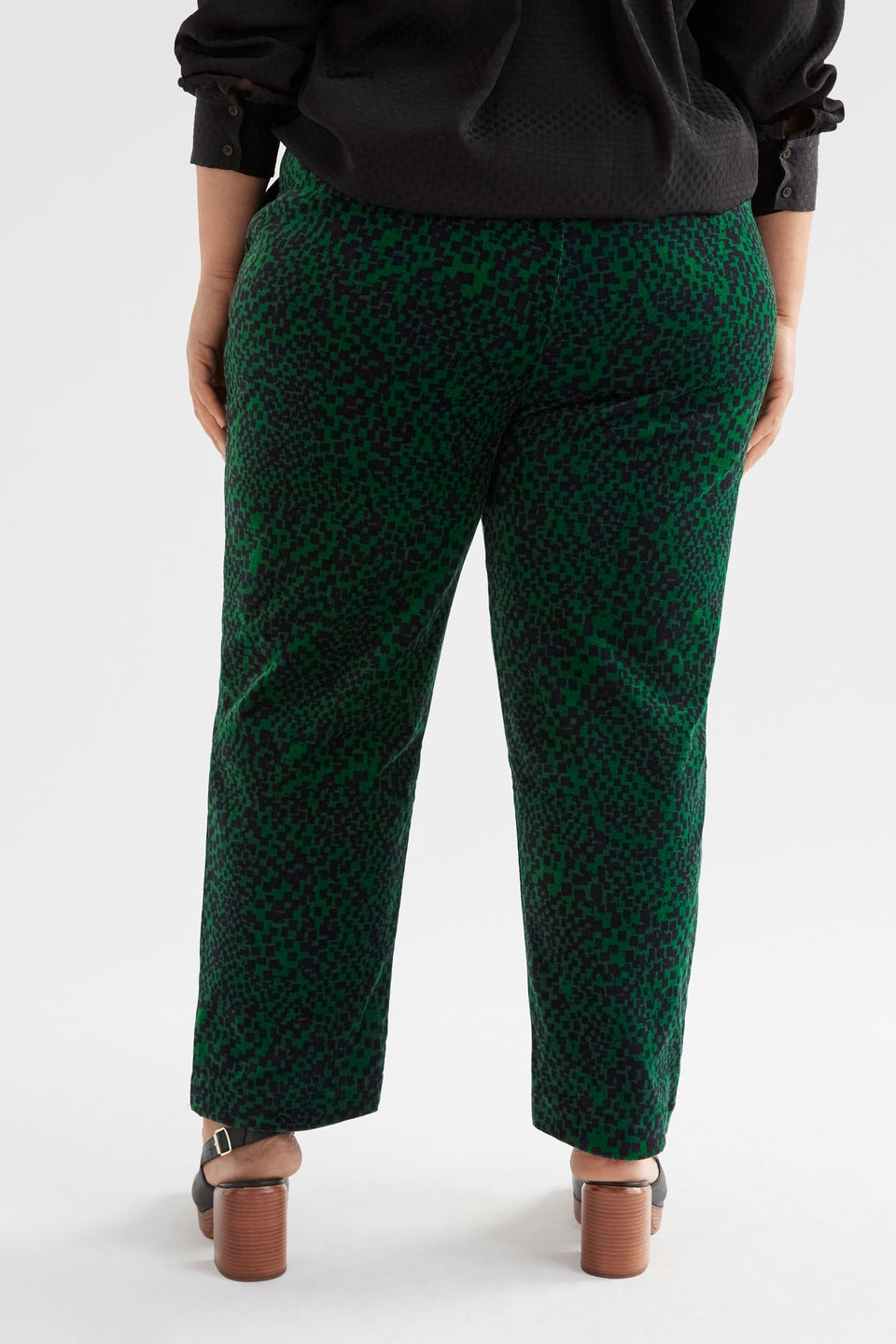 Atles High Waisted Tapered Leg Dark Green Pattern Cut Cord Pant Curve Model Back | GREEN SINDA PRINT