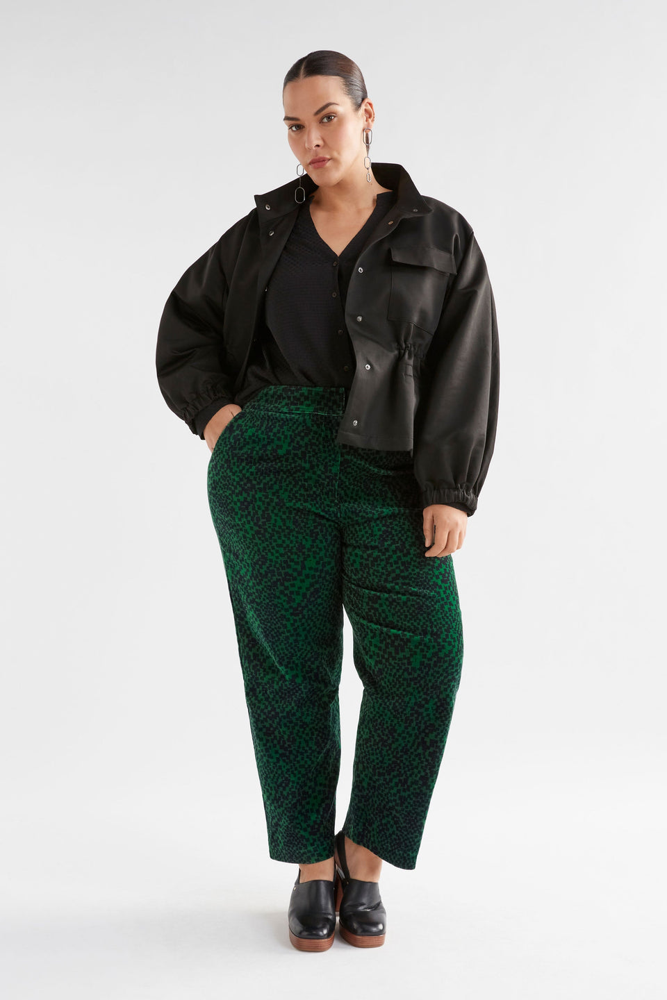 Atles High Waisted Tapered Leg Dark Green Pattern Cut Cord Pant Curve Model Front | GREEN SINDA PRINT