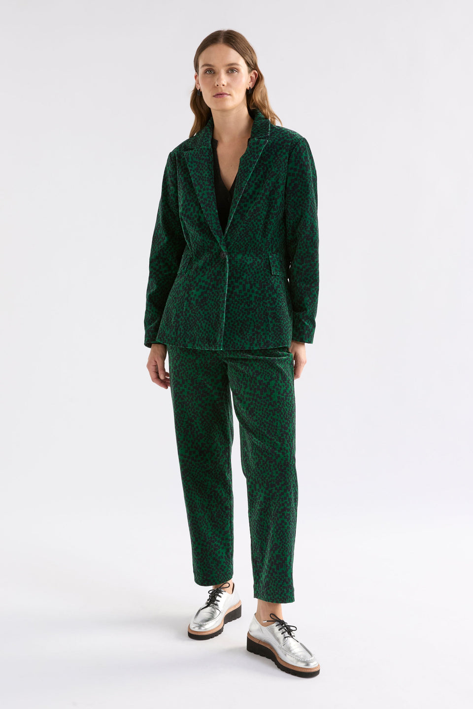 Atles High Waisted Tapered Leg Dark Green Pattern Cut Cord Pant full suit Model Front | GREEN SINDA PRINT