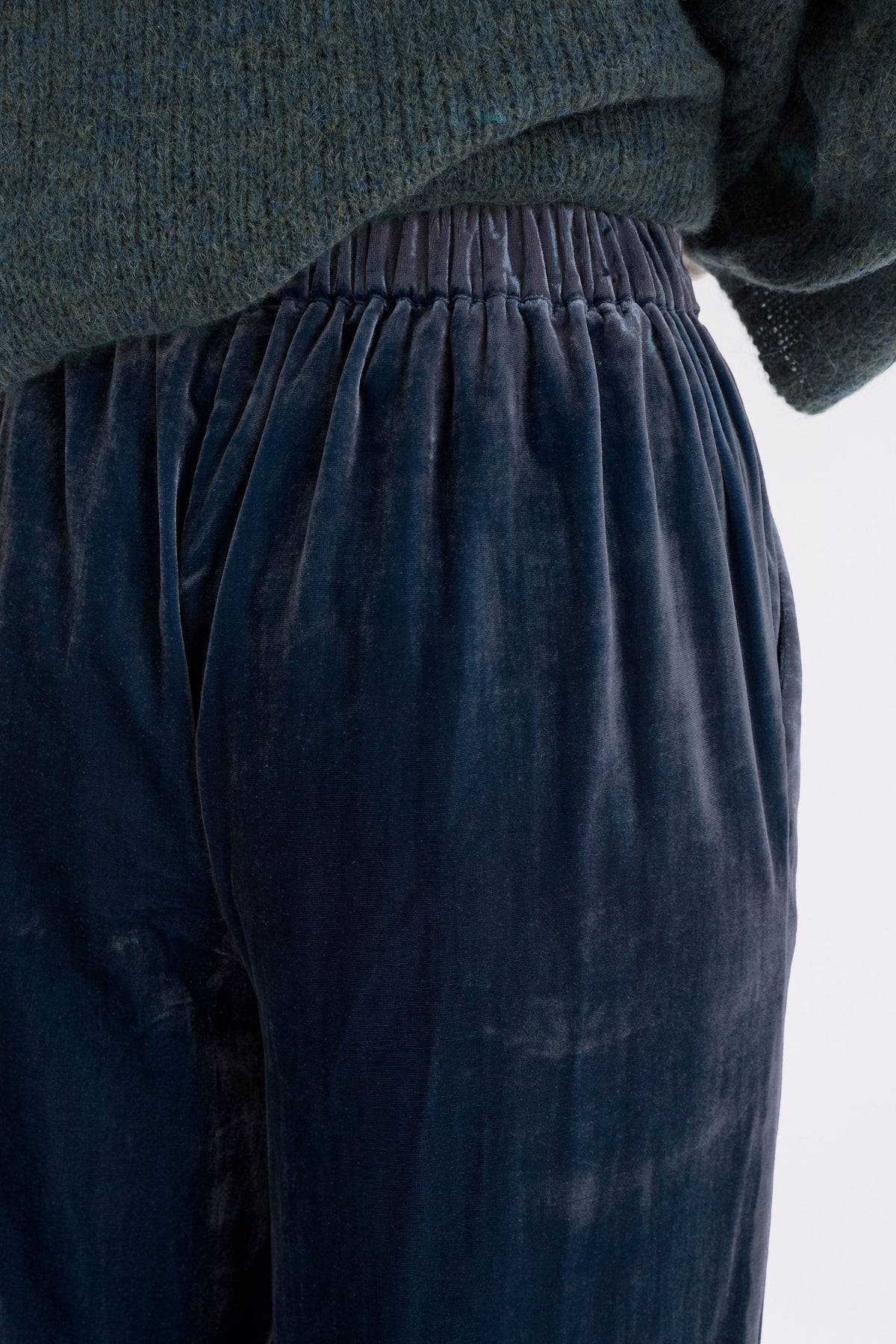 Suuri Velvet Wide Leg Elastic Waist Pant Model Angled Back Detail | BLUE STEEL