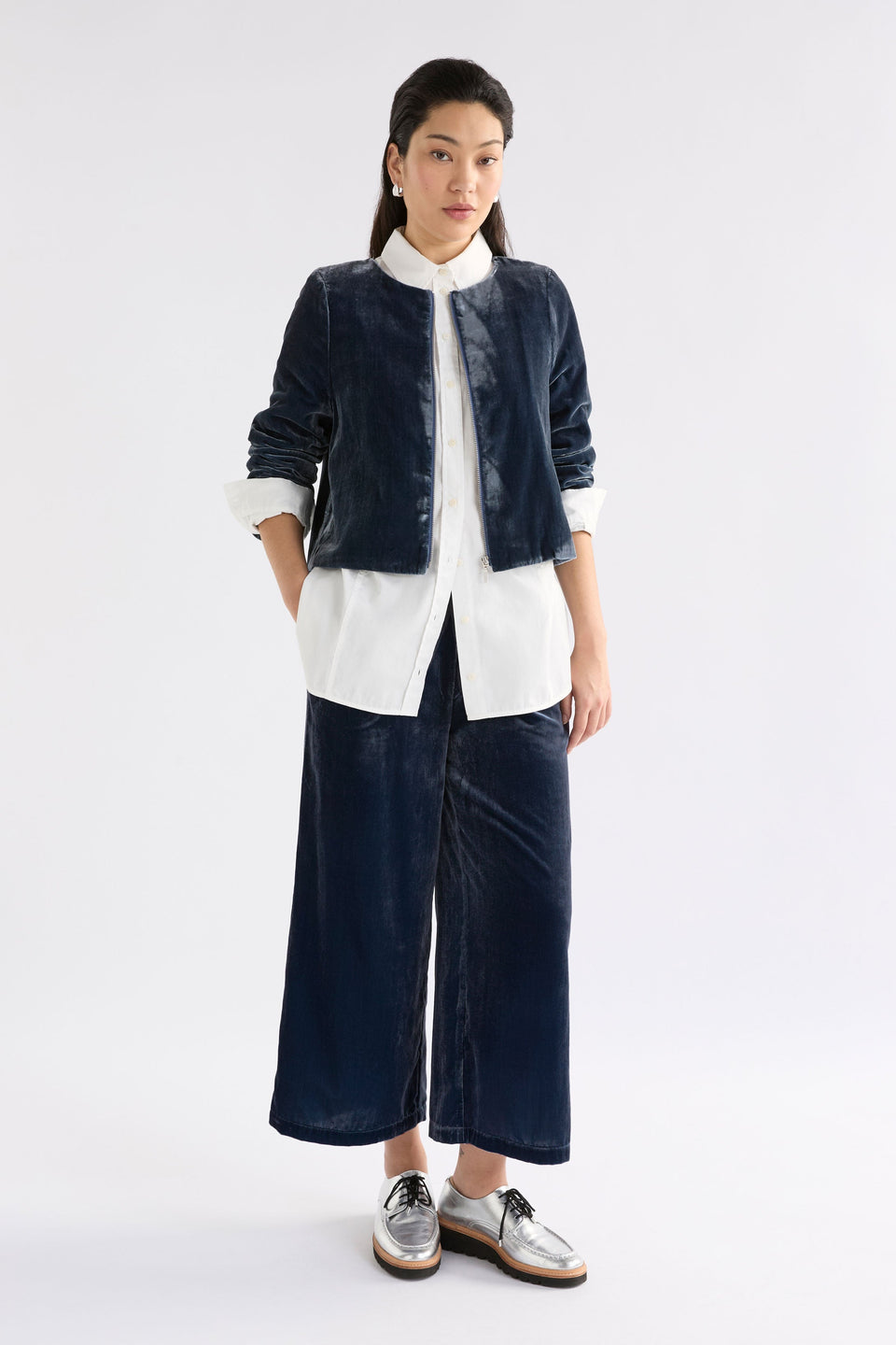 Suuri Velvet Zip Up Short Jacket Model Front Full Body | BLUE STEEL