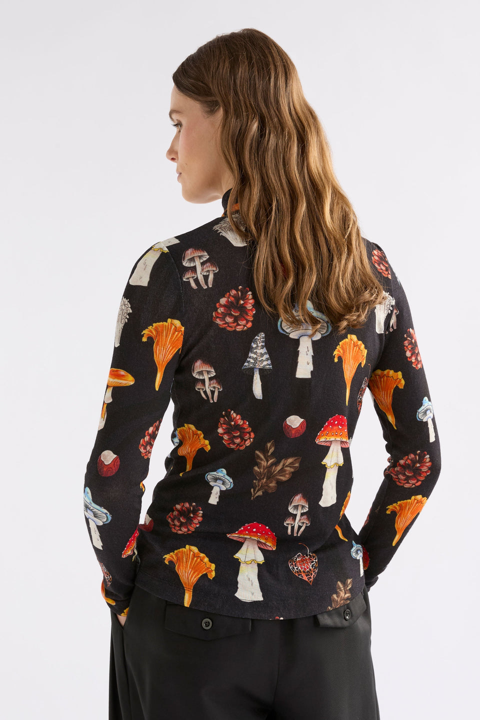 Allem Fine Merino Wool Mushroom Print Skivvy Model Back | MUSHROOM PRINT