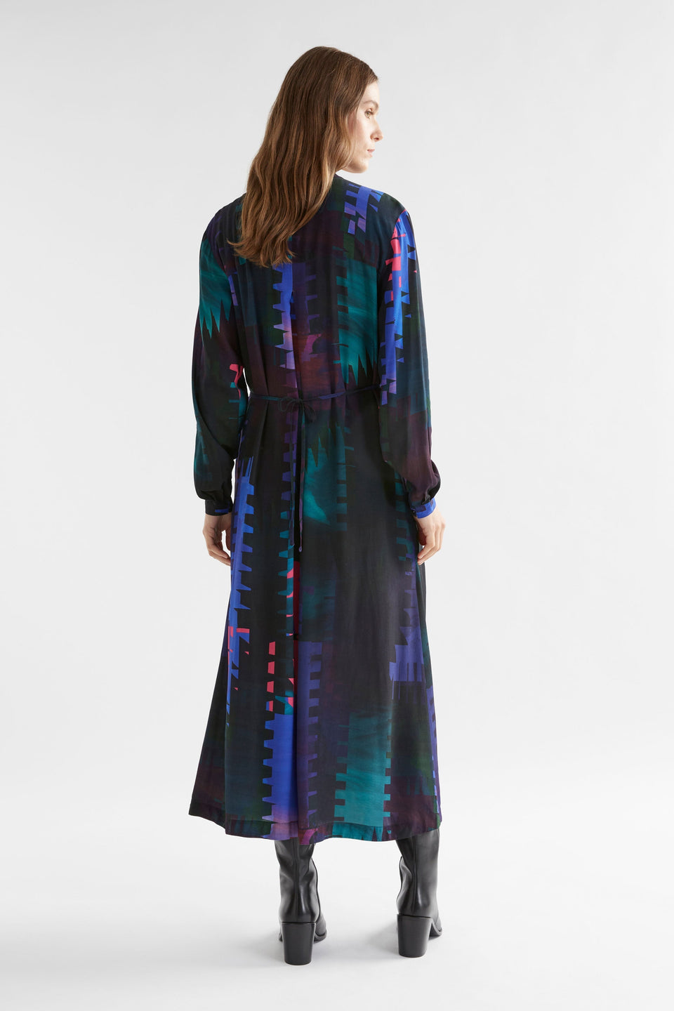 Terrase Print Waisted Midi Shirt Dress Model Back | LOOM PRINT