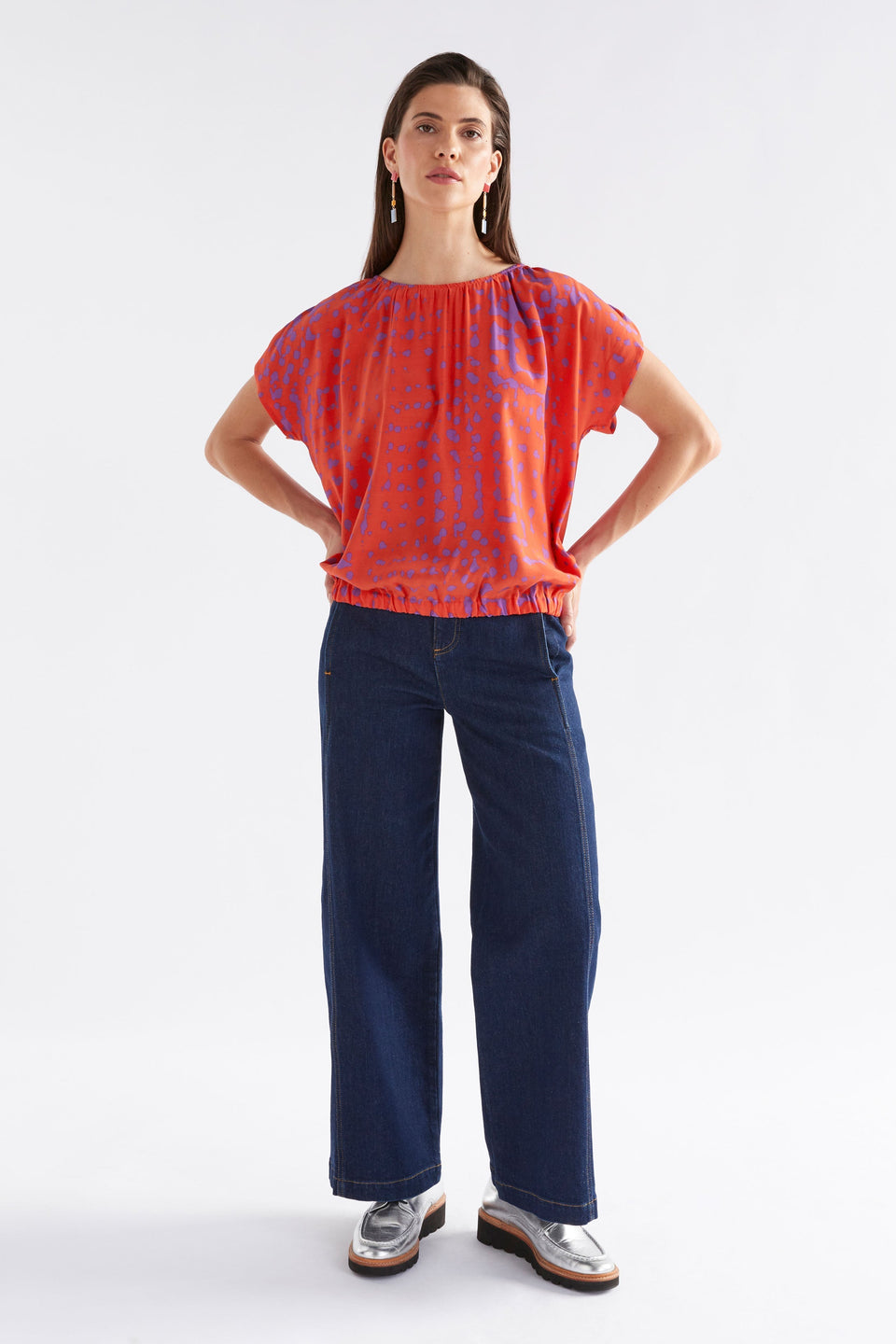 Filma Cap Sleeve Print Short Sleeve Top Model Front Full Body | RED AERO PRINT