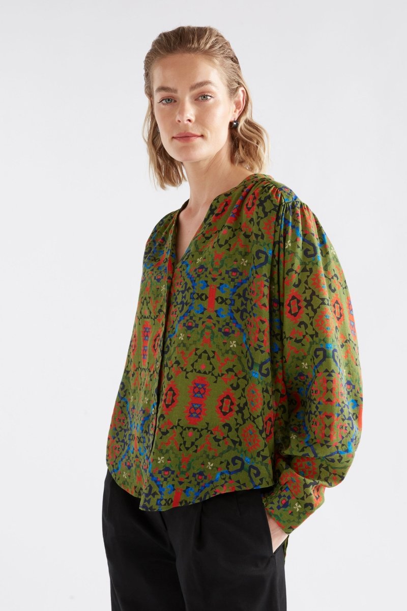 Norsk Long Sleeve Gathered Shoulder V-Neck Print Shirt Model Front | RENDA PRINT
