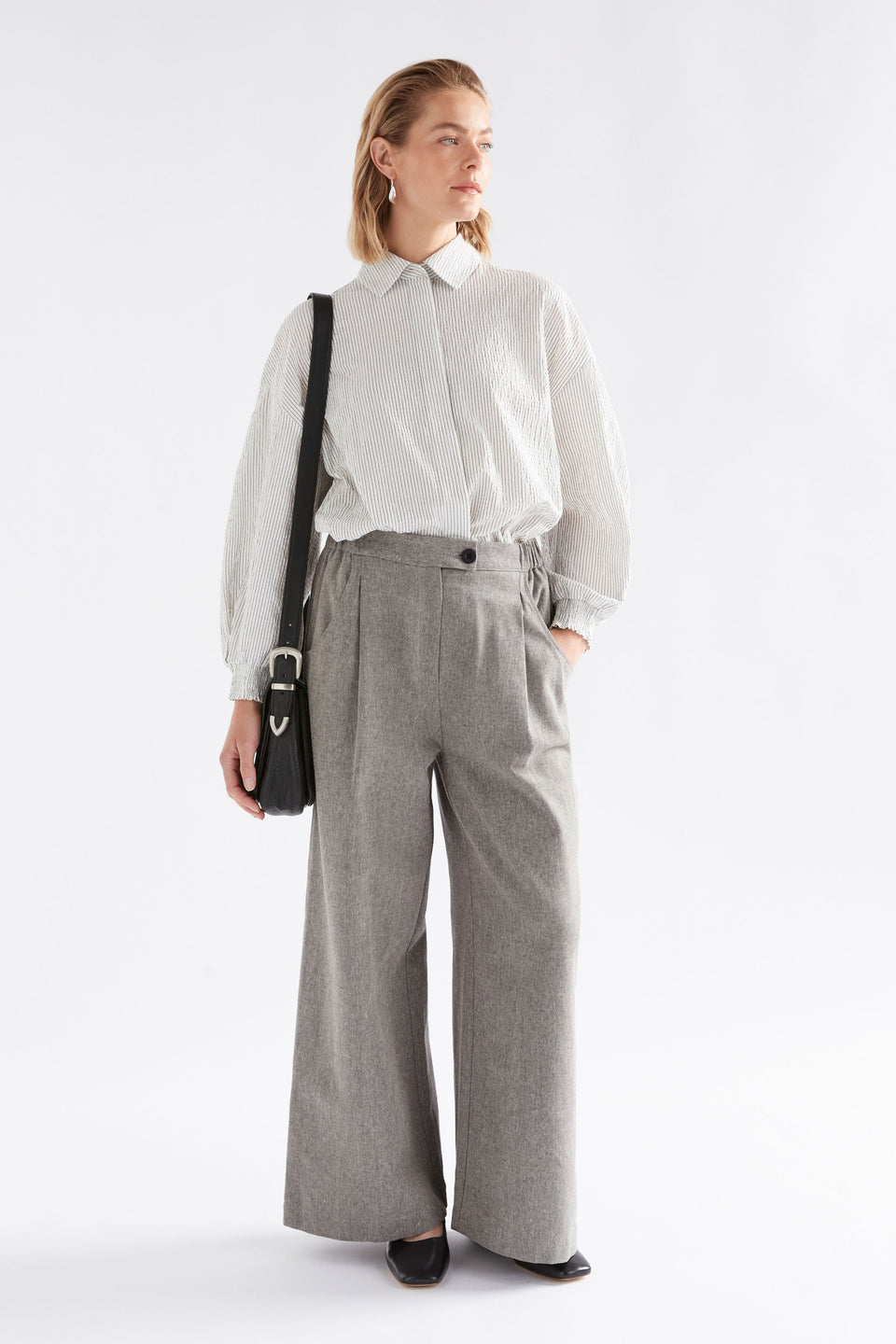 Erden Shirt on Model Full Length with Bag | WHITE