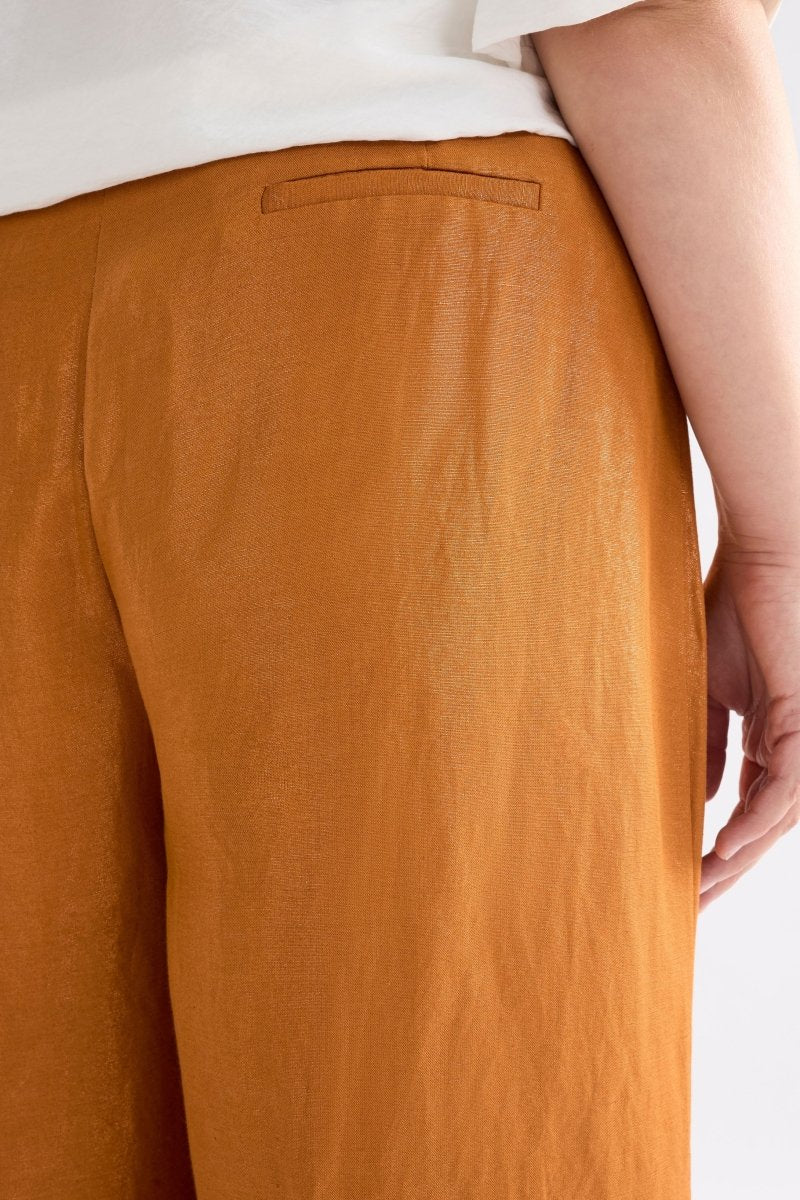 Jopa Copper Metallic High Waisted Wide Leg Linen Pant Curve Model Back detail | COPPER