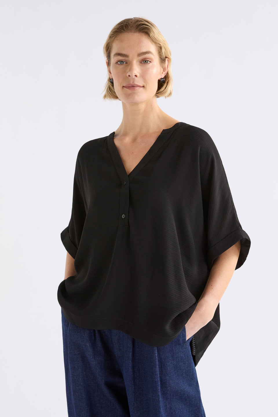 Omia Top on Model | BLACK