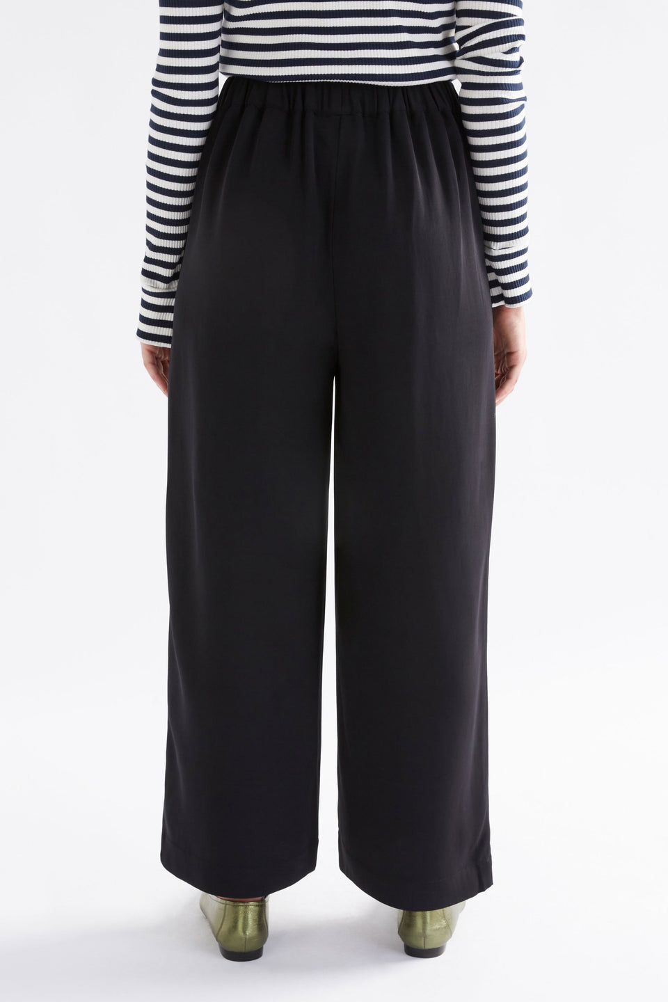 Alden Tailored Jersey Pant Model back | BLACK