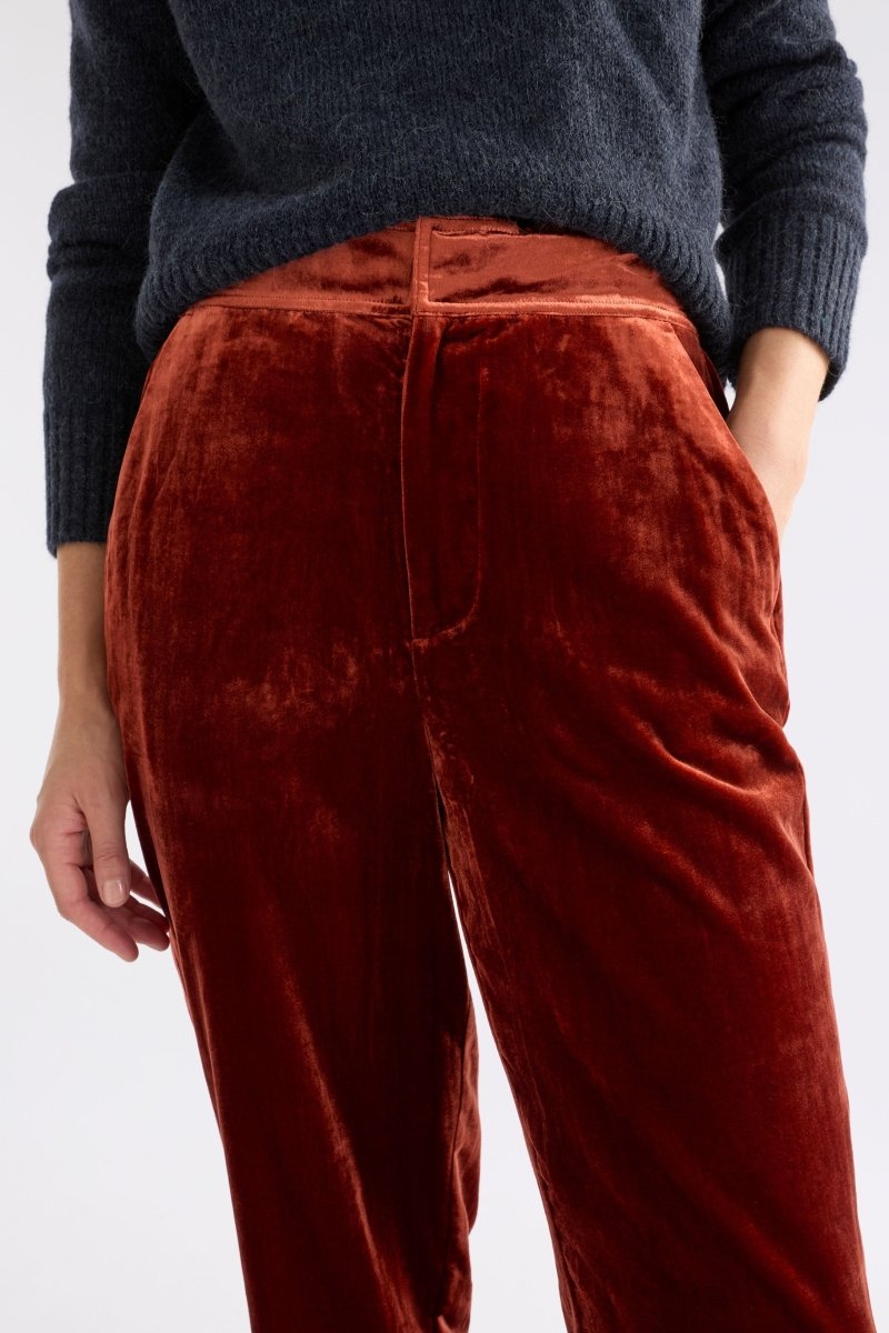 Suuri Velvet Tapered Pant |
SPICE