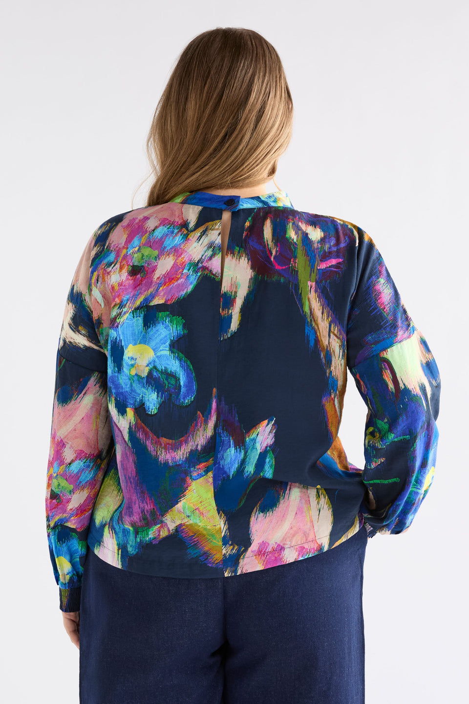 Moda Turtle Neck Top on Model Back view with hair | VAARA PRINT
