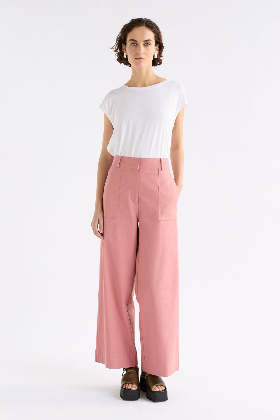 Kudel Pant on Model with tshirt | CLAY PINK