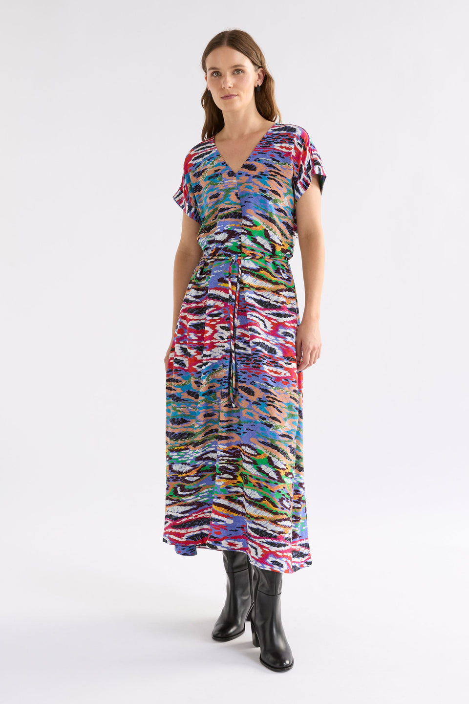 Essen Colourful Snake Print V-Neck Short Sleeve Midi Dress Model Front | SERP PRINT