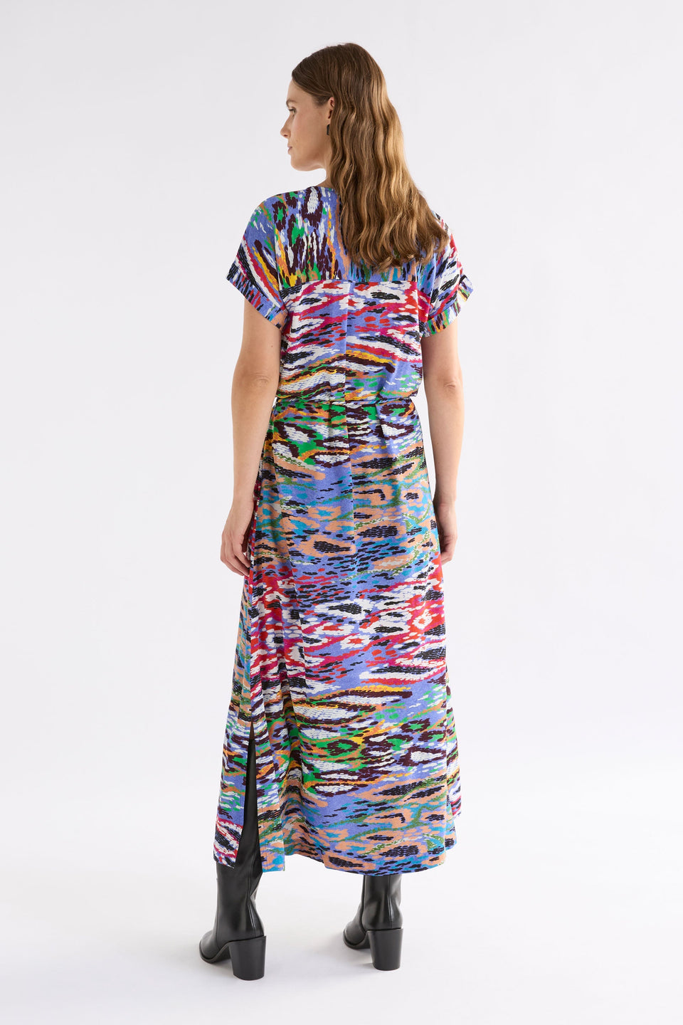 Essen Colourful Snake Print V-Neck Short Sleeve Midi Dress Model Front | SERP PRINT