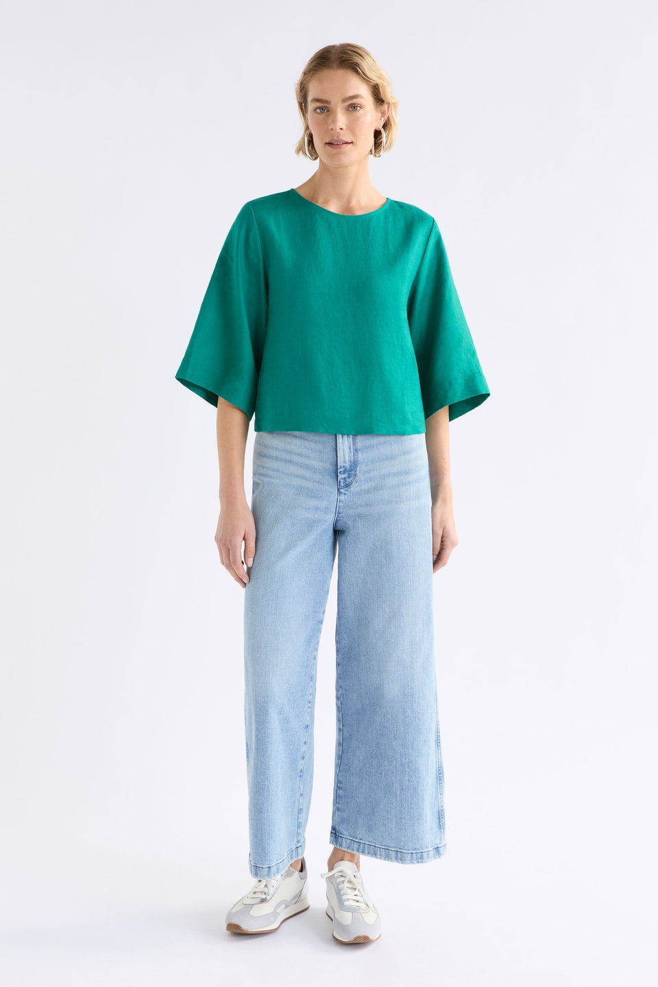 Llinen Boxy Elbow Length Sleeve Round Neck Linen Cropped Top Model Front Full Body | BRIGHT TEAL