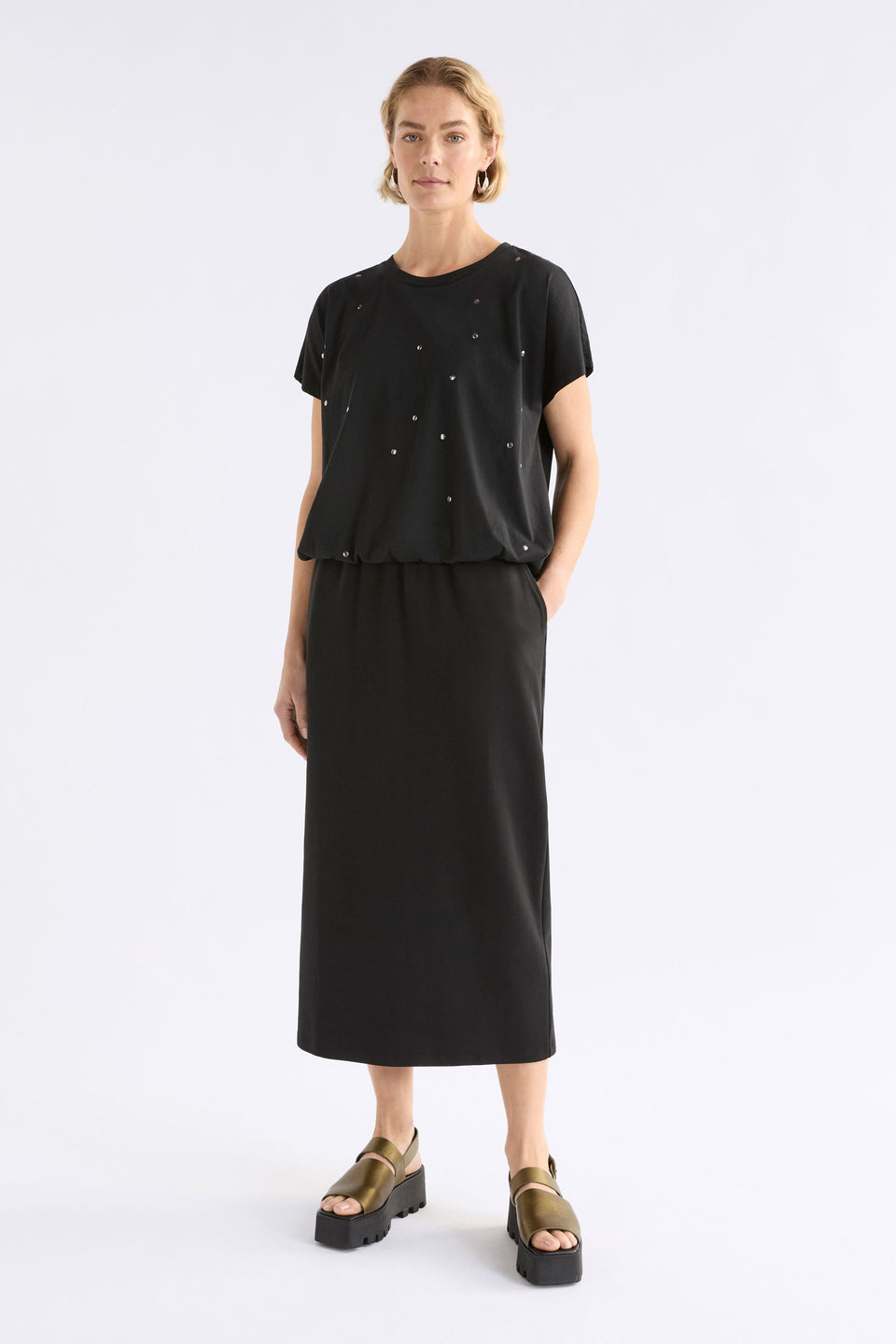 Stuud Tee on Model Full Length | BLACK