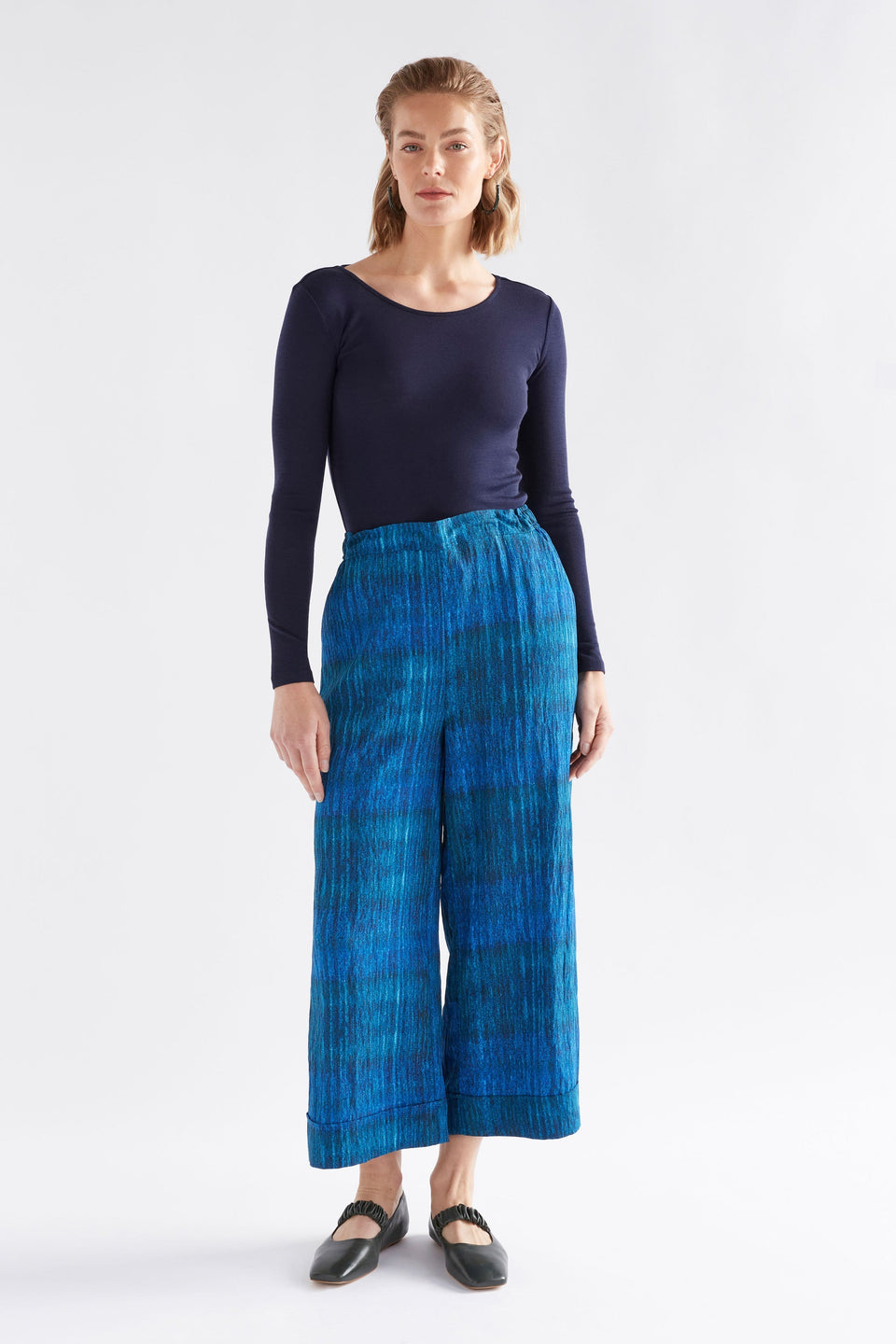 Vaalli Pant on Model | MIKKO PRINT