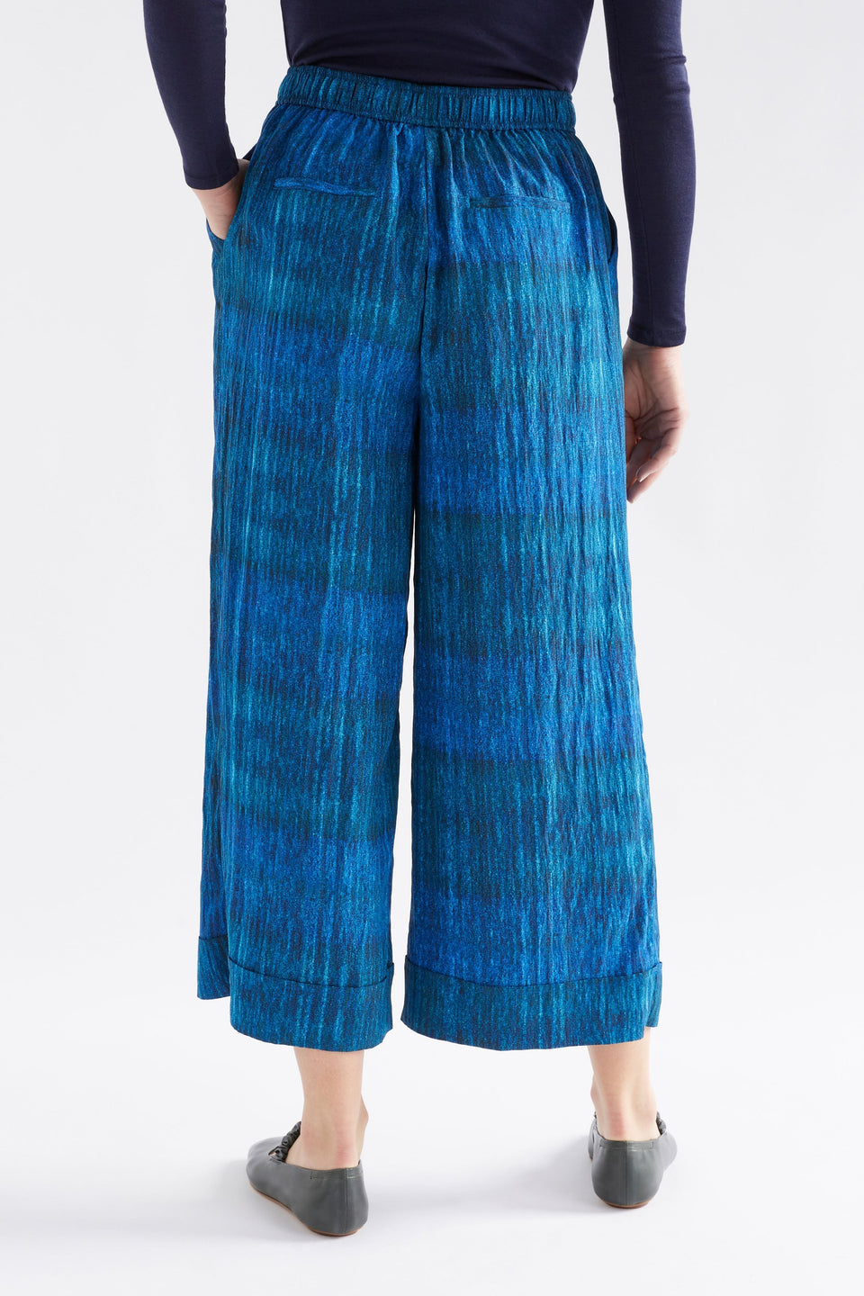 Vaalli Pant on Model back view pocket detail | MIKKO PRINT