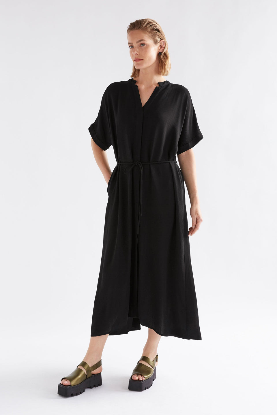 Omia Shirt Dress on Model | BLACK
