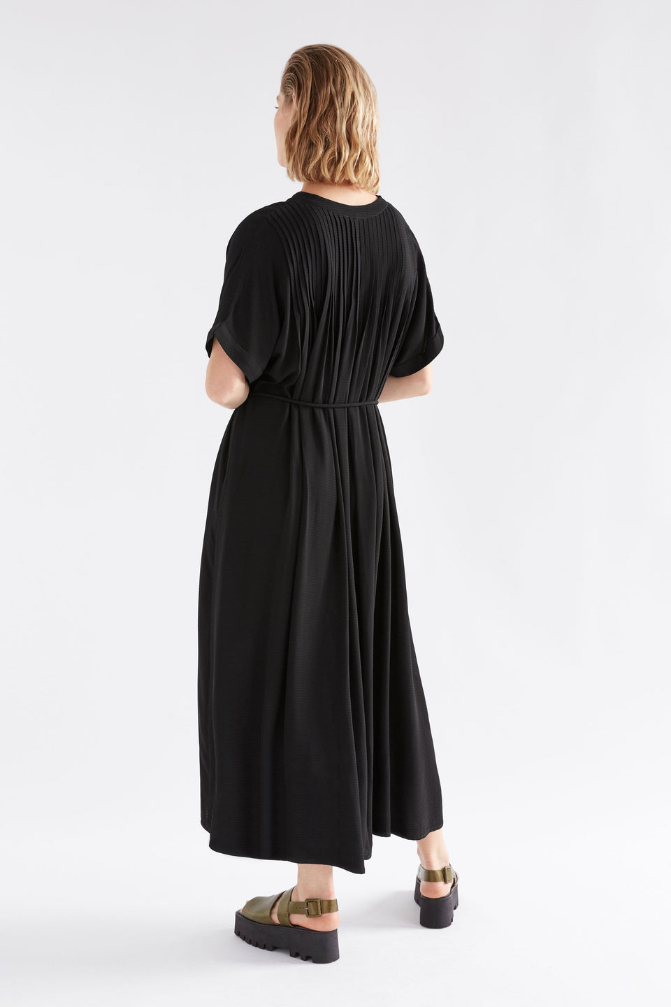 Omia Shirt Dress on Model Back View with Pleats Full Length | BLACK
