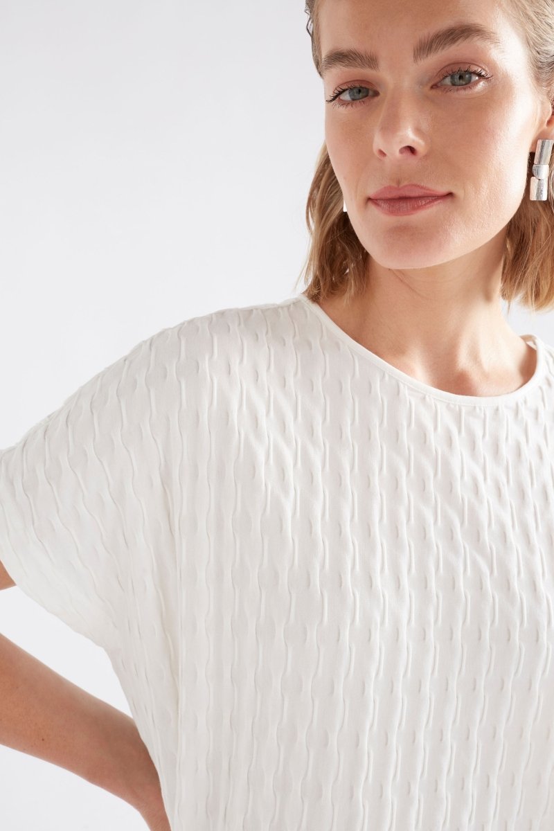 Orta Boxy Textured bubble Jersey Organic Cotton Tee Model front detail | WHITE