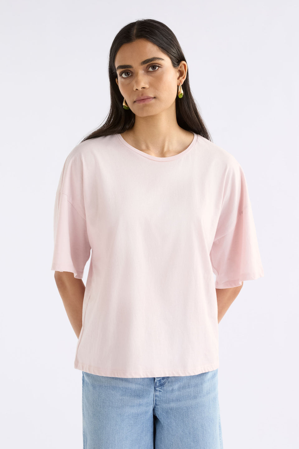 Kovaa Tee on Model | MALLOW