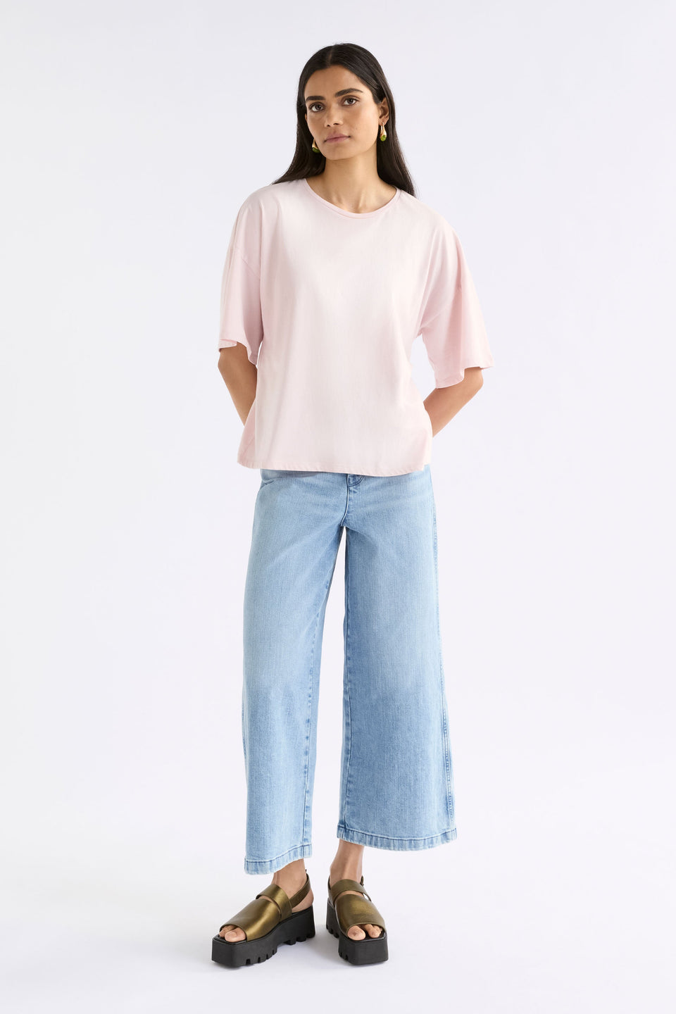 Kovaa Tee on Model Full Length | MALLOW