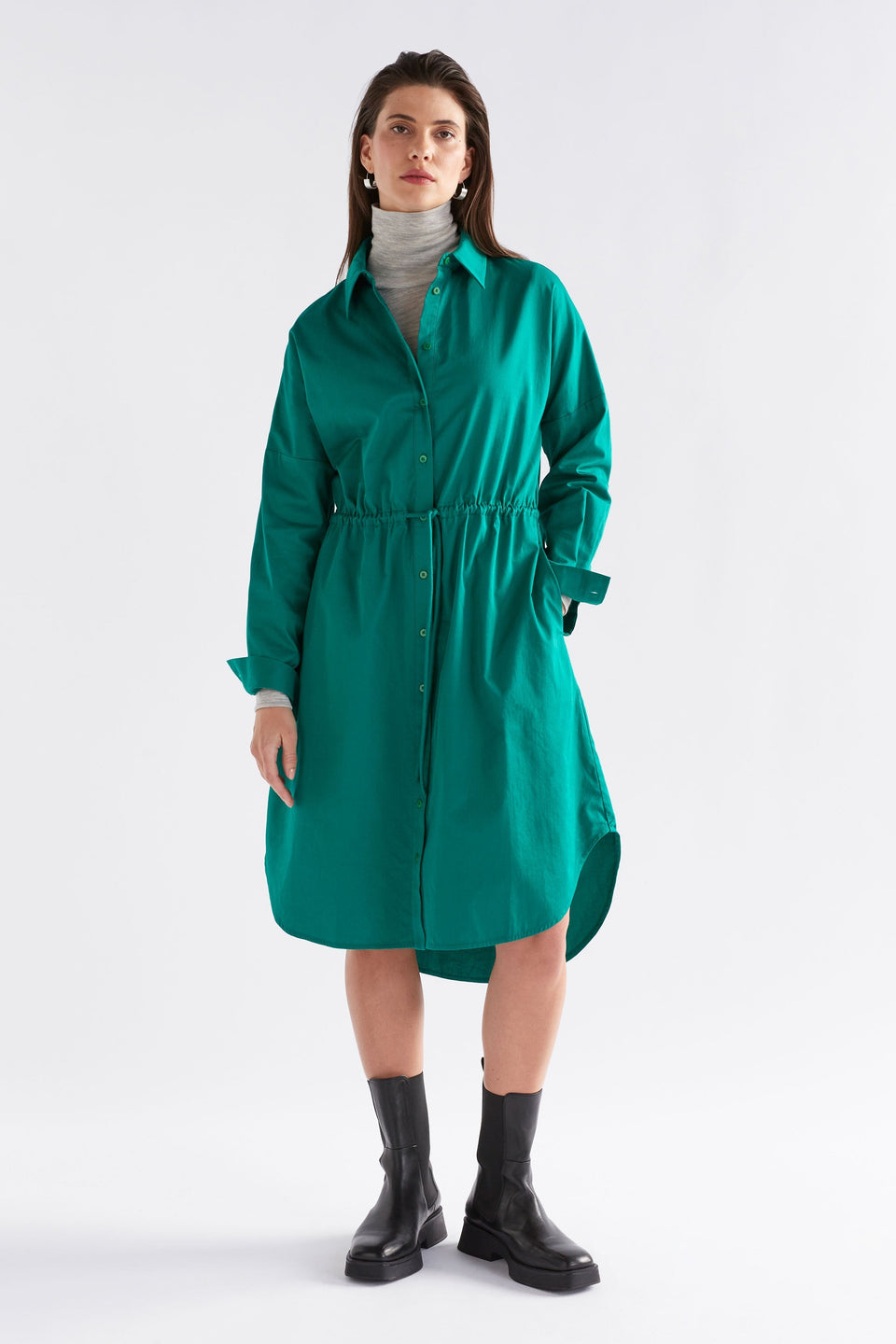 Blaec Organic Cotton Poplin Long Sleeve Shirt Dress Model Front | MILAN GREEN