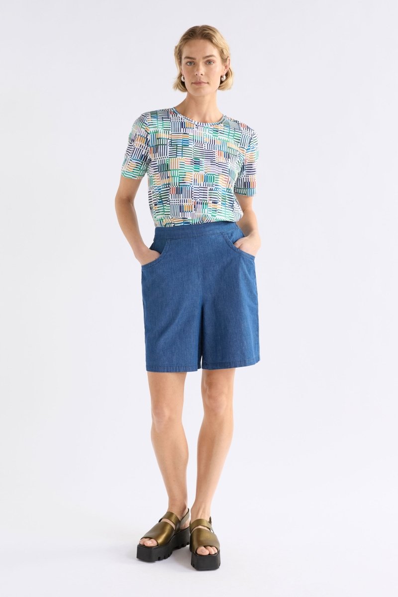 Hanen T-shirt Tops - ELK | CHESS PRINT