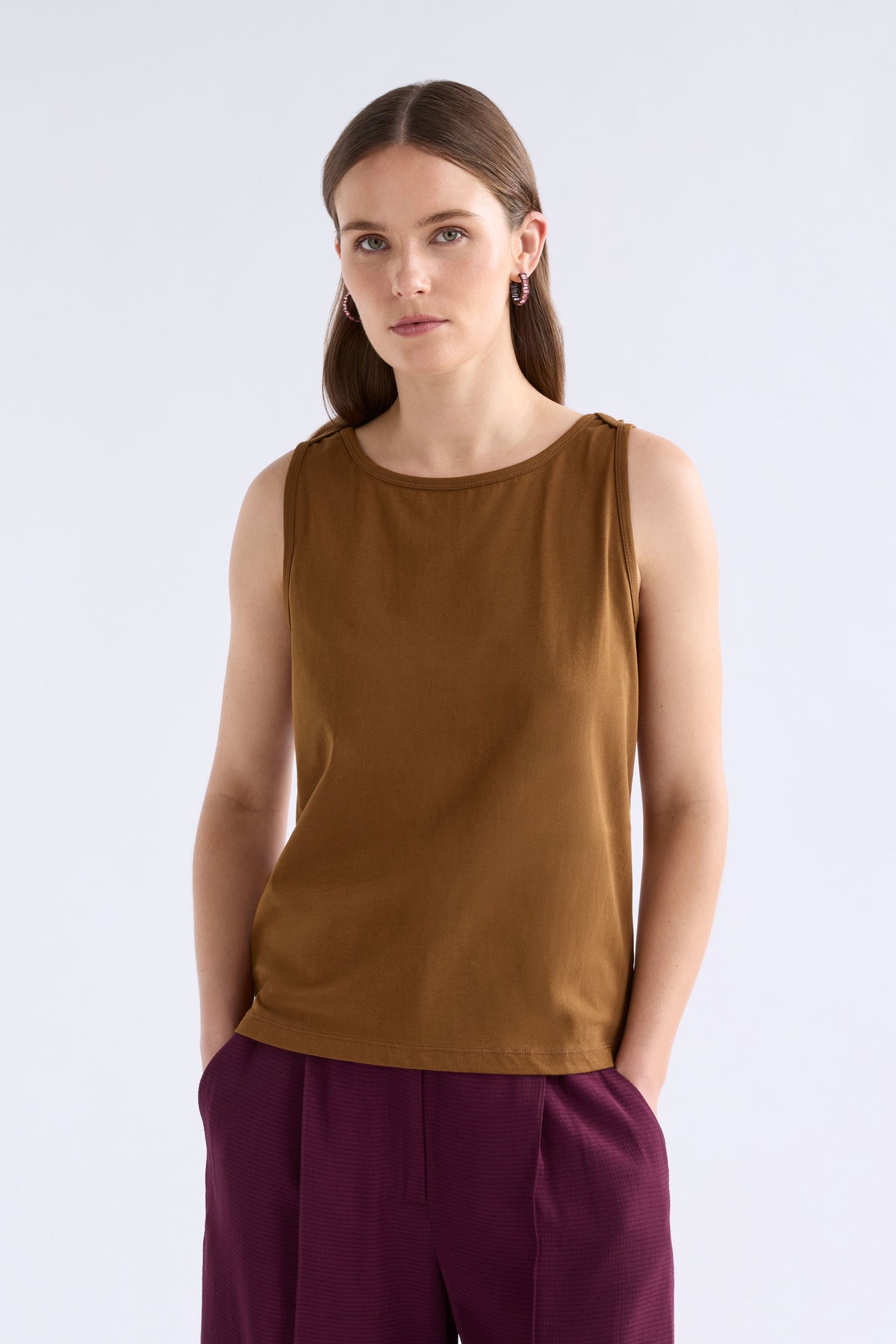 Eisa Boat Neck Organic Cotton Tank ELK | DARK TOFFEE