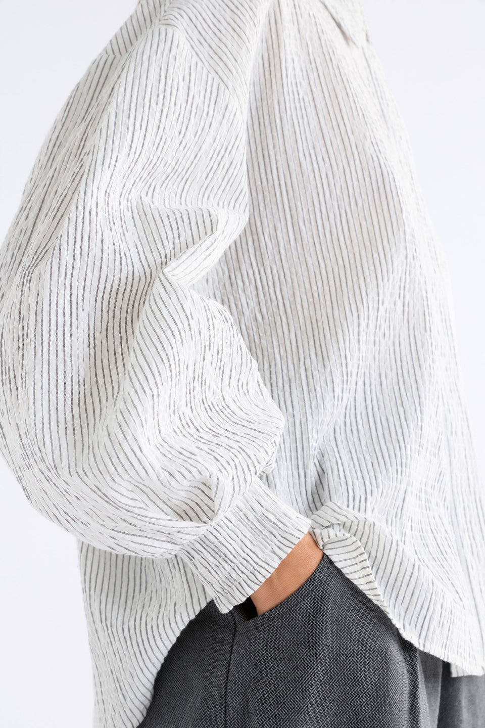 Erden Shirt Tops - ELK AU | WHITE