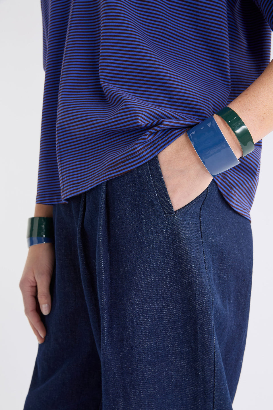 Innfellt Metal Coloured Enamel Thin Flat Bangle Model | DENIM BLUE