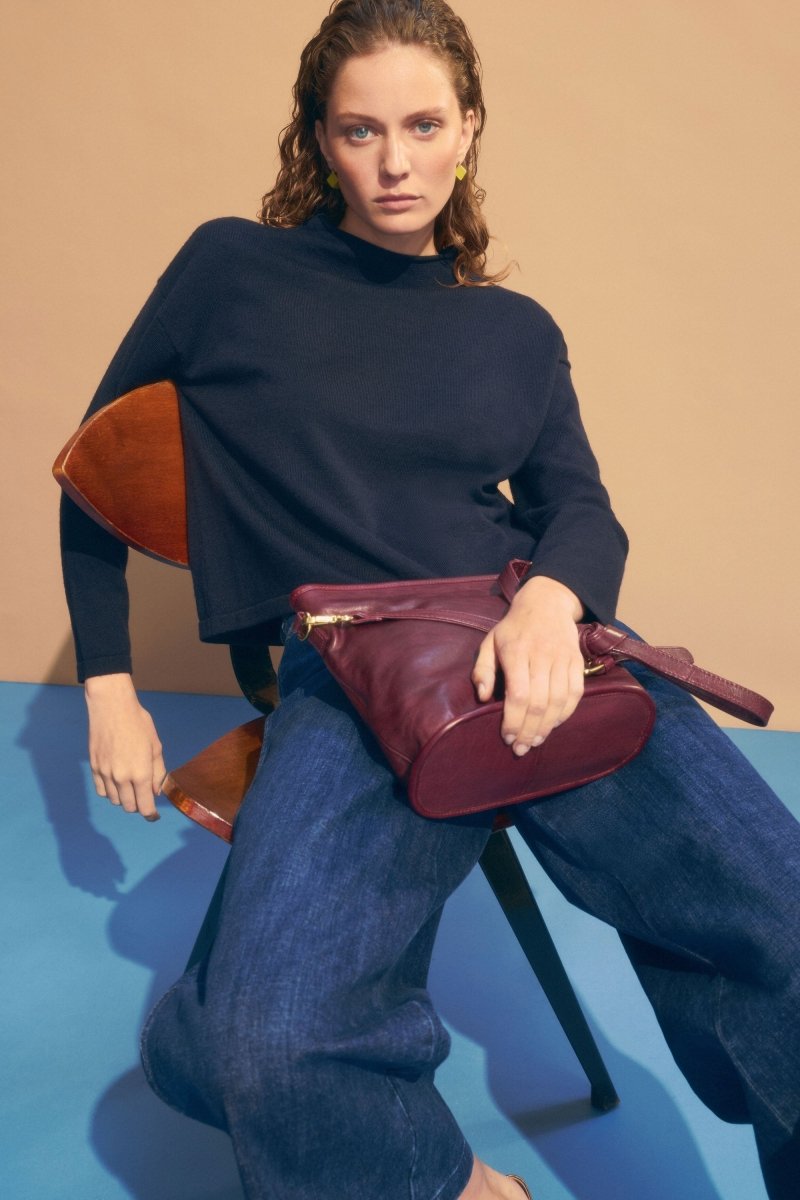 Pirata Cropped Lightweight Merino Funnel Neck Sweater Model Front | NEW NAVY