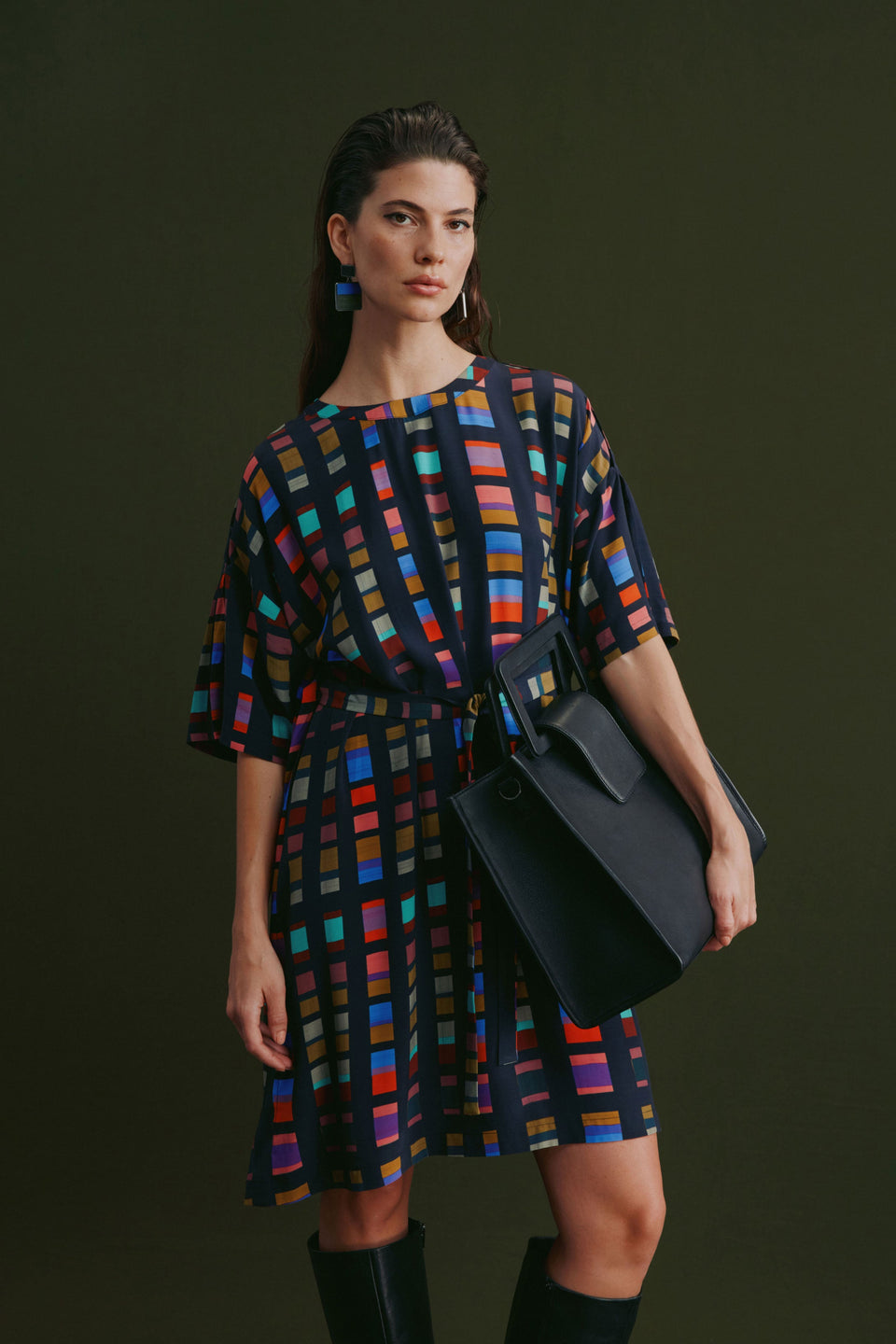 Kira Silky Wide Tee Sleeve Relaxed Shift Dress with Optional Waist Tie Campaign | TESSELA PRINT