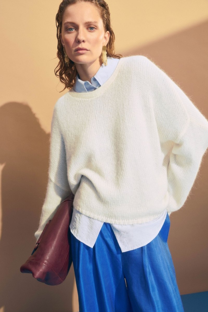 Agna Relaxed Box Fit Alpaca Yarn Knit Sweater Model Front | OFF WHITE