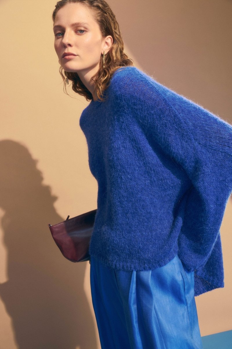 Agna Relaxed Box Fit Alpaca Yarn Knit Sweater Model Front | DEEP COBALT
