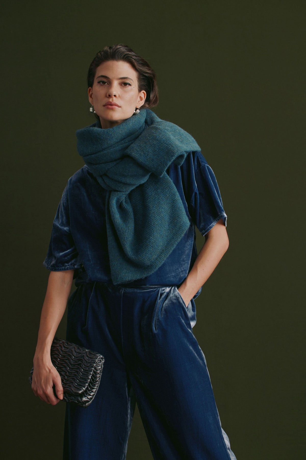 Suuri Velvet Wide Leg Elastic Waist Pant Model Campaign Cropped | BLUE STEEL